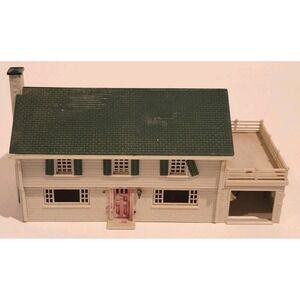 Vintahe HO Scale Colonial 2 Story House Plasticville Model Train Layouts